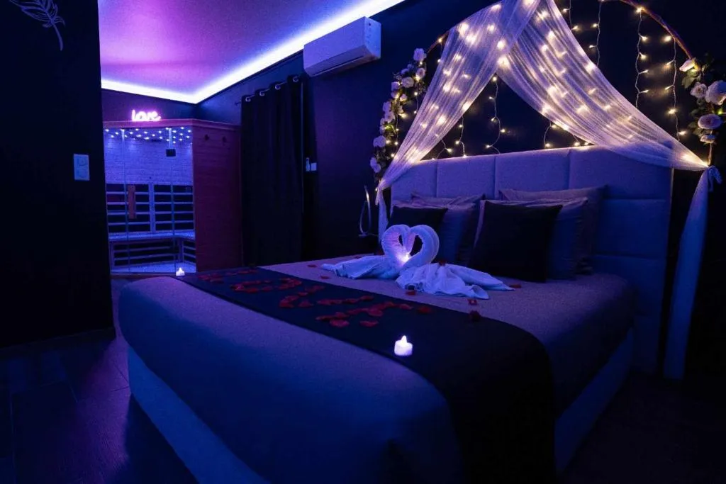 La Nuit des Secrets, love room à Roquebrune-sur-Argens - photo 2 sur 12