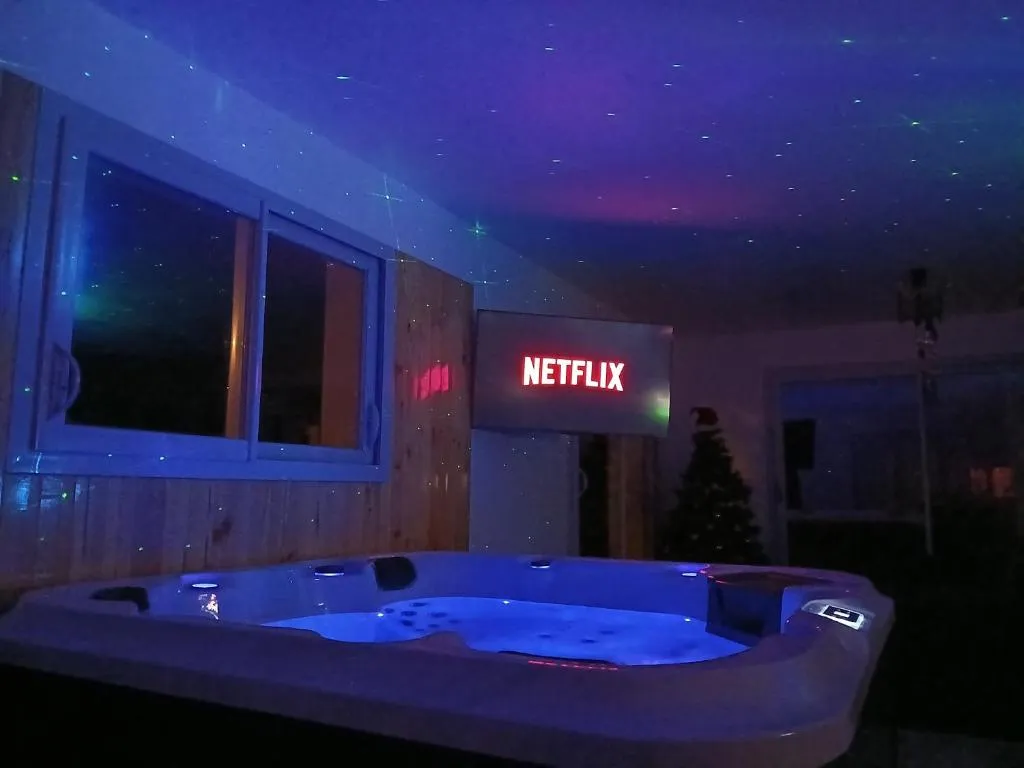 Maison jeux et jacuzzi de Soulosse, gîte avec spa à Soulosse-sous-Saint-Élophe - photo 3 sur 11