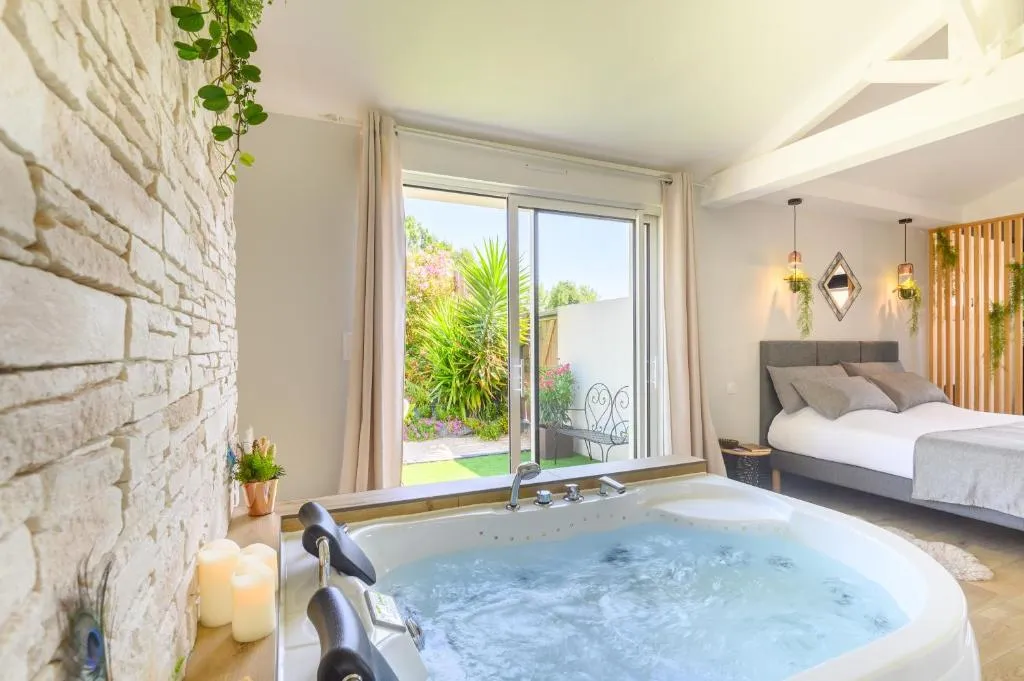 Maison L'Essentiel 85, gîte avec spa à Talmont-Saint-Hilaire - photo 3 sur 12
