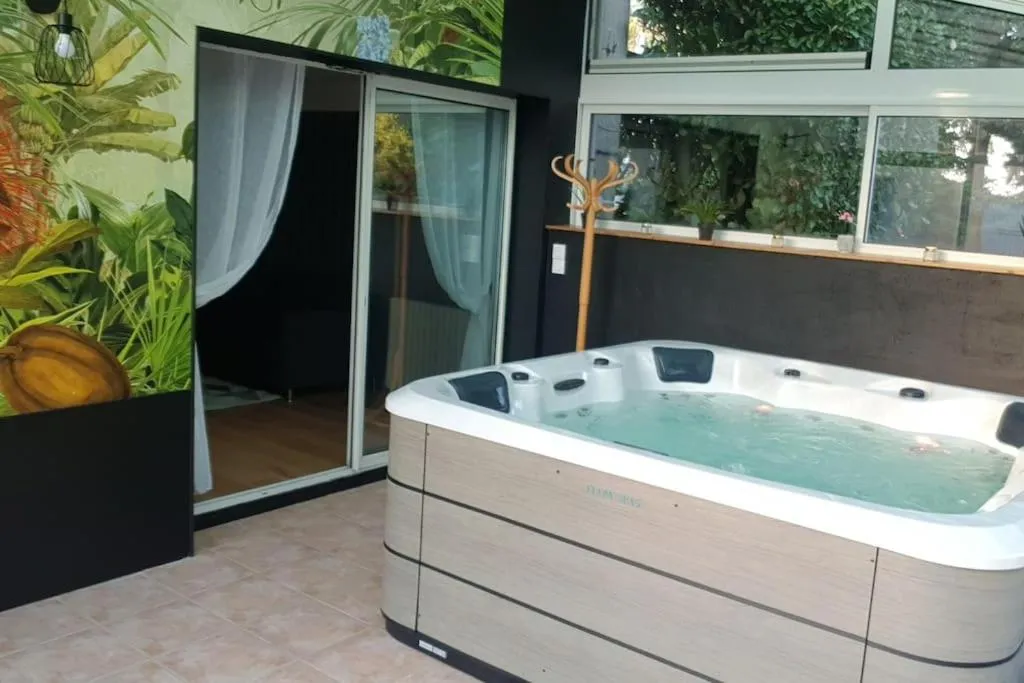 Maison Paisible, gîte avec spa à Noyal-Châtillon-sur-Seiche - photo 3 sur 12