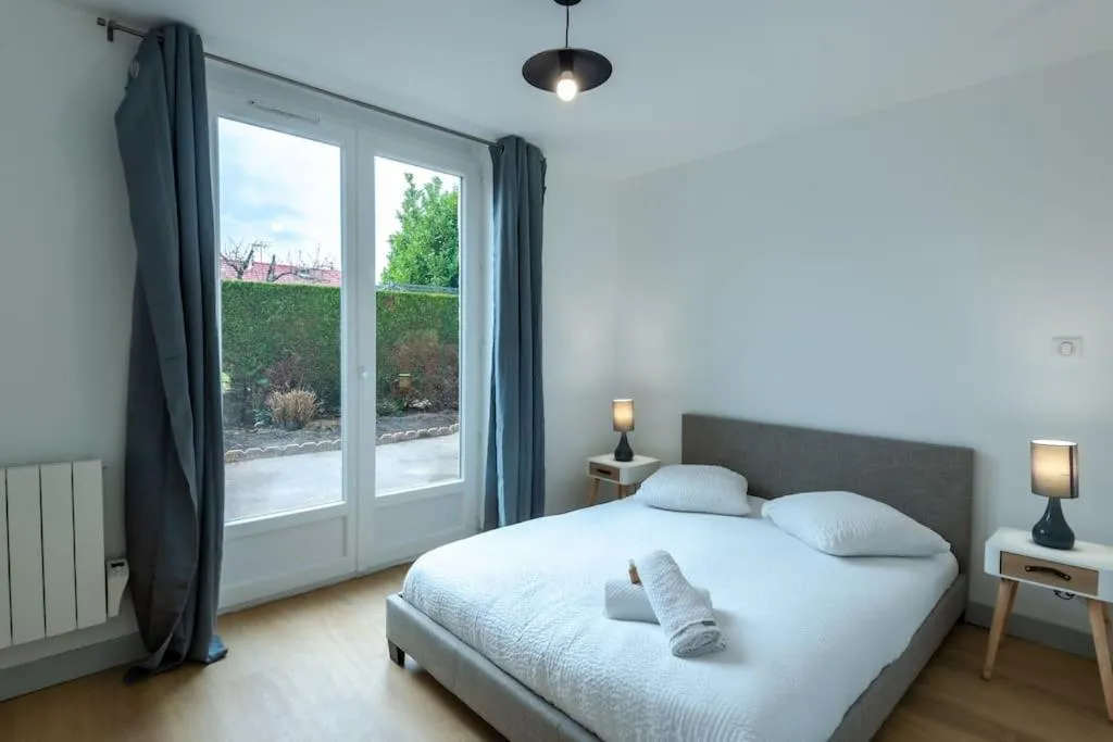 Maison rénovée avec jacuzzi, gîte avec spa à Saint-Rémy - photo 2 sur 11