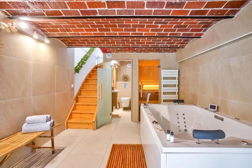 Maison Sospa, gîte avec spa à La Falaise - photo 3 sur 10