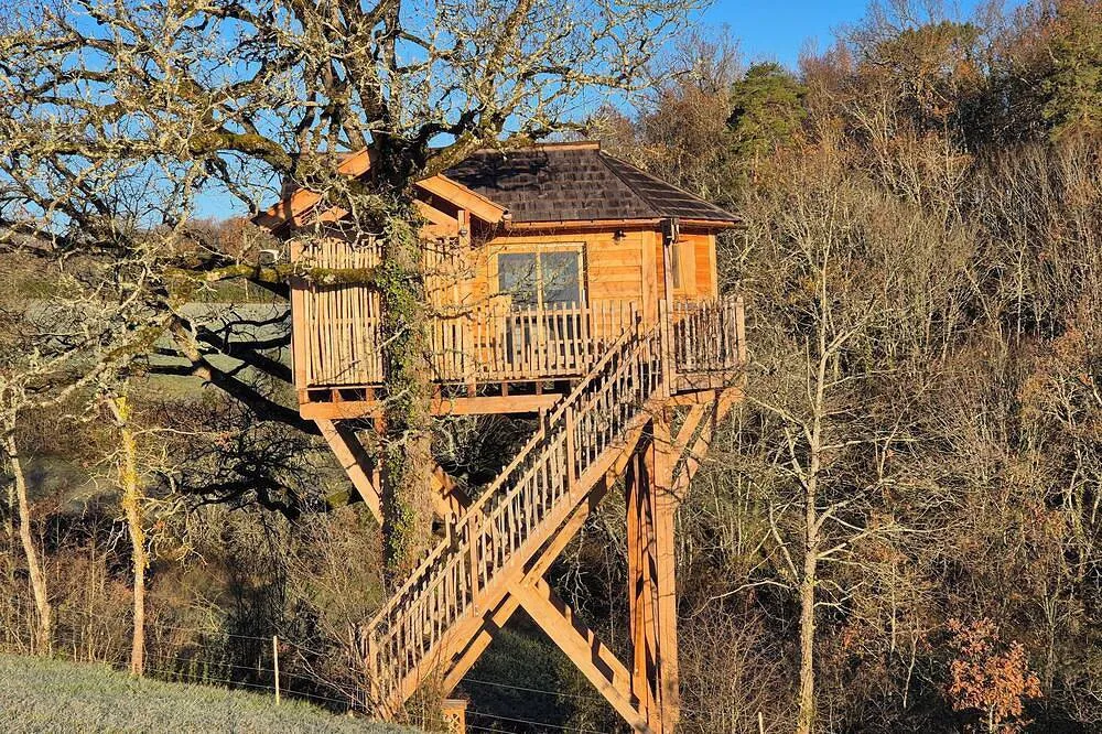 Nids en Périgord - Cabane avec spa privatif (Saint-Geniès, Dordogne)