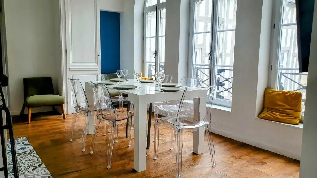 Nuit Zen Rouen - Grand appartement balnéo du centre historique (Rouen, Seine-Maritime)