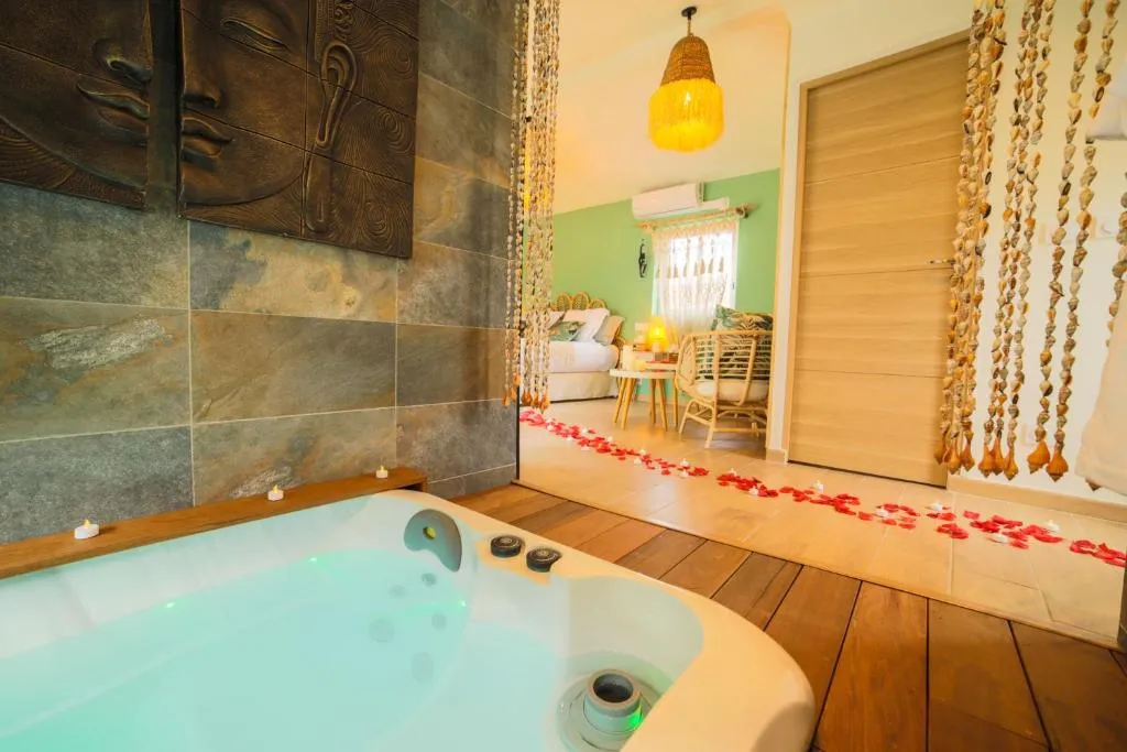 Ô Balinais Mini Villa, gîte avec spa à Marseille - photo 3 sur 12
