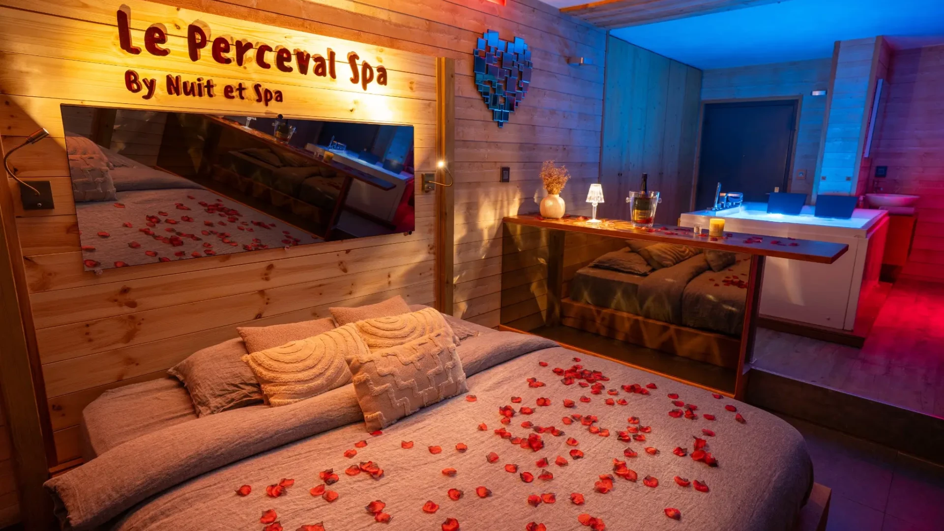 Perceval Spa, love room à Lyon - photo 3 sur 12