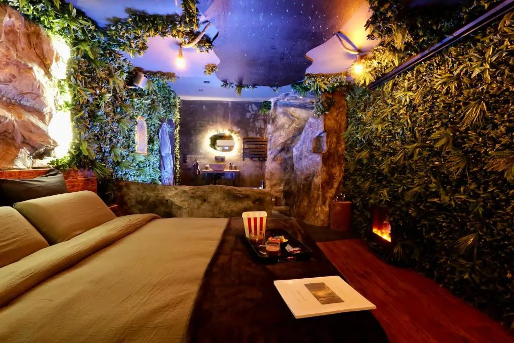Piccola Casa côté Forêt, love room à La Verpillière - photo 3 sur 8