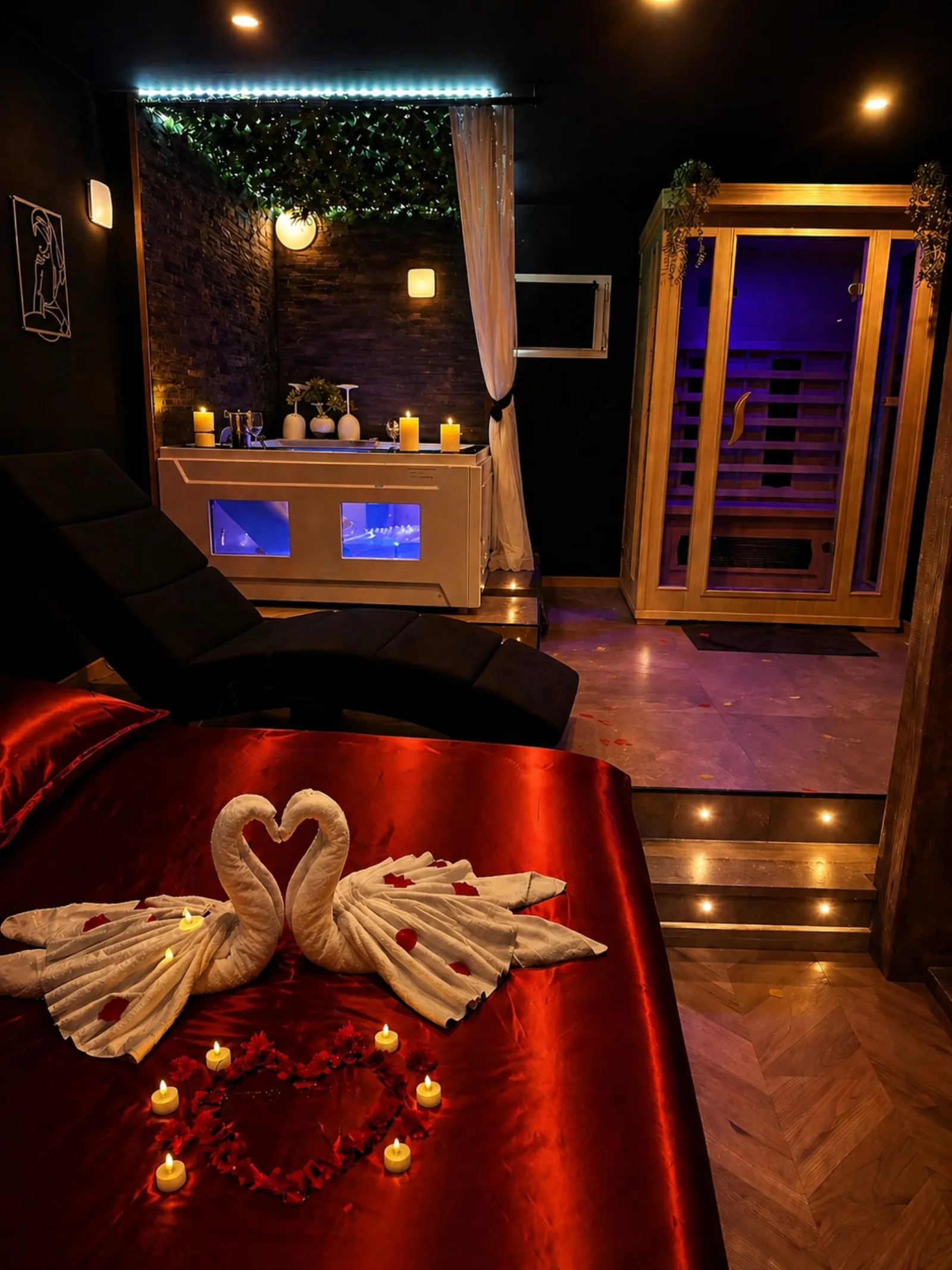 Suite romantique Luxe Balnéo et sauna privé, love room à Briord - photo 2 sur 7