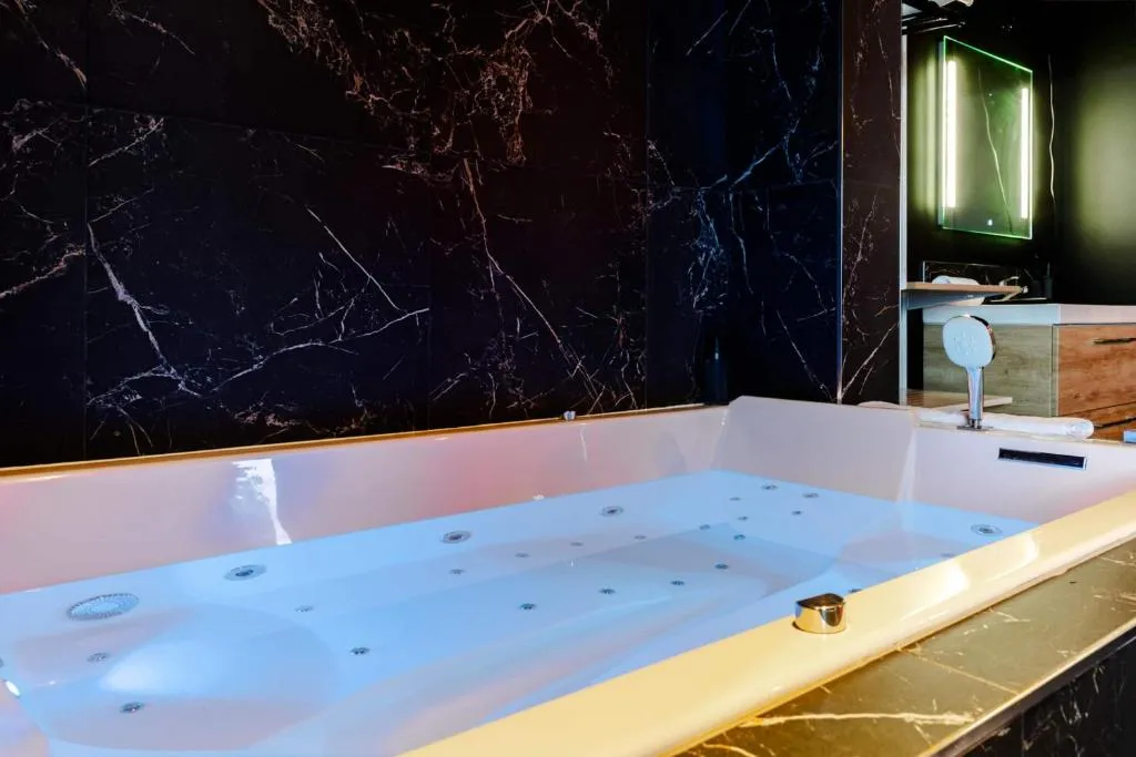 Refuge jacuzzi de Truchtersheim, gîte avec spa à Truchtersheim - photo 2 sur 12