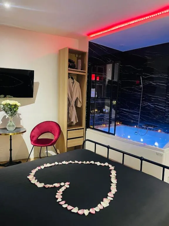 Relax Room - Appartement avec spa près de la Porte de Versailles (Malakoff, Hauts-de-Seine)
