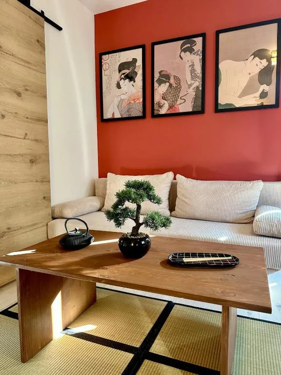 Sakura Suite - baignoire spa et soirée cinéma (Saint-Quentin, Aisne)