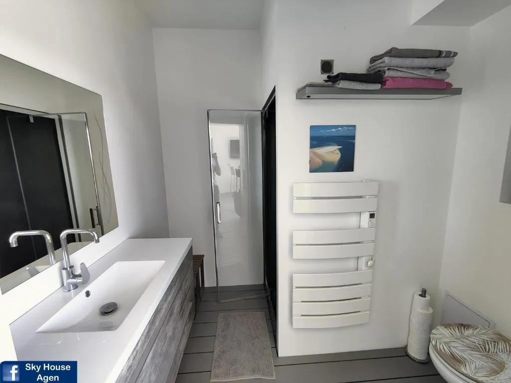 Sky House Agen, gîte avec spa à Agen - photo 3 sur 12