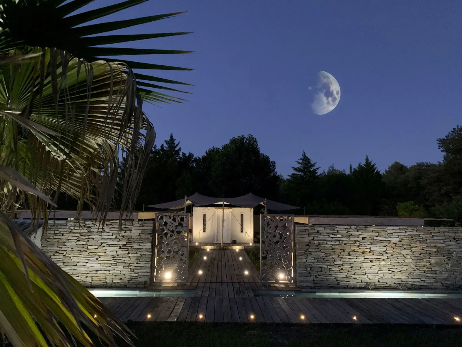 Spirit of Bali - Lodge avec spa privatif et jardin tropical (Saint-Julien-le-Montagnier, Var)