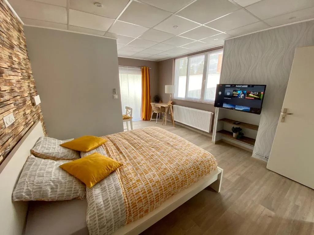 Studio balnéo d'Onnaing, gîte avec spa à Onnaing - photo 2 sur 12