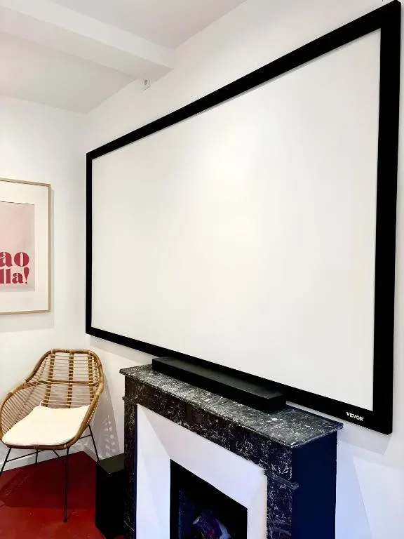 Studio cinéma et balnéo, gîte avec spa à Montfrin - photo 3 sur 12