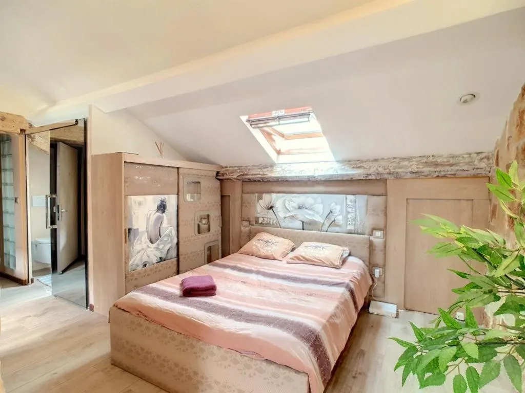 Studio Jacuzzi Croisette, gîte avec spa à Cannes - photo 2 sur 12
