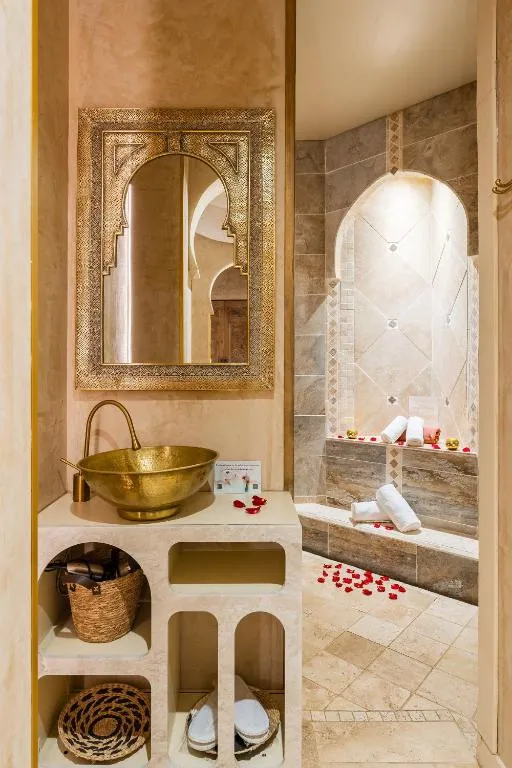 Suite 1001 Merveilles, love room à Lagrâce-Dieu - photo 3 sur 12
