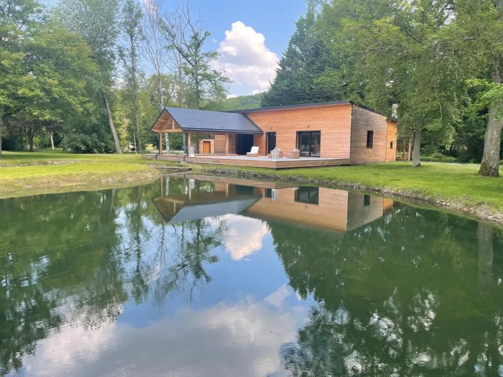 Suite 120 m² spa de nage - Sauna, balnéo et vue sur le lac (Montreuil-sur-Epte, Val-d'Oise)