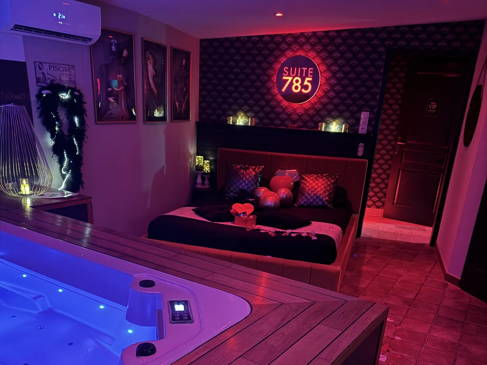 Suite 785 Chambre Romantique Spa & Sauna - Suite 785 (Montauban, Tarn-et-Garonne)