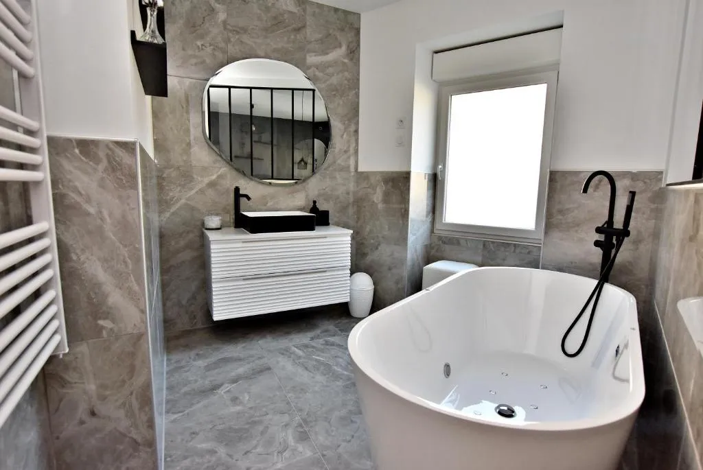 Suite Arum, gîte avec spa à Roanne - photo 3 sur 12