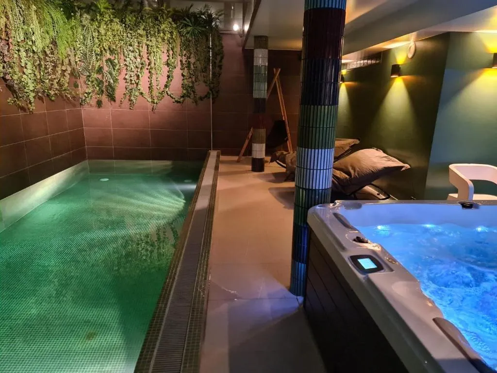 Suite avec accès spa privé, gîte avec spa à Coubron - photo 3 sur 12