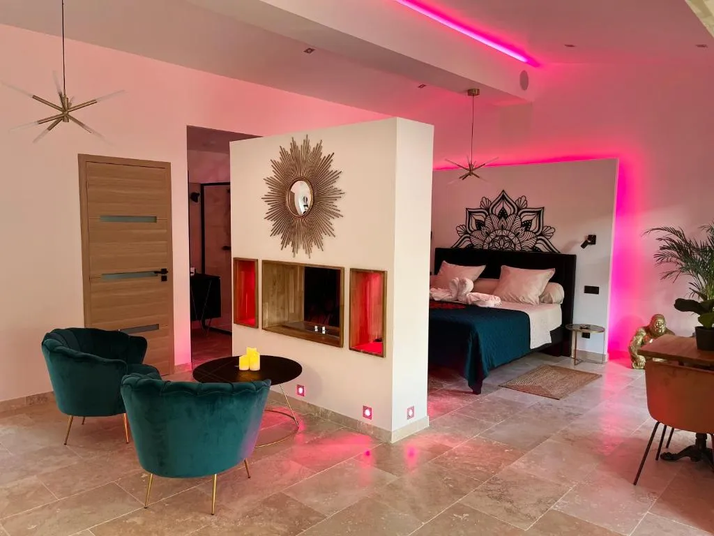 Le Vertu'Ose, gîte avec spa à Rougiers - photo 2 sur 12