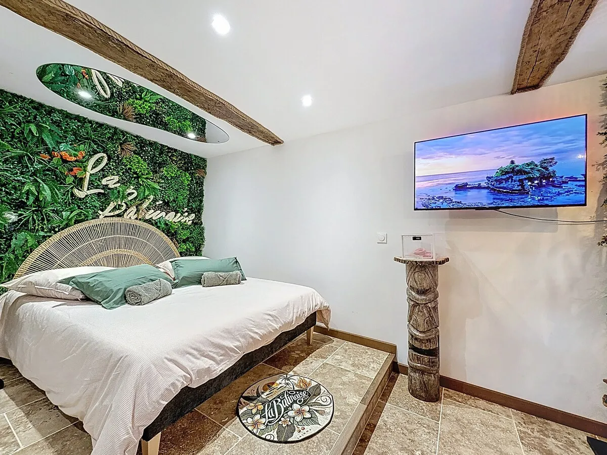 Suite Balinaise, gîte avec spa à Auriac-sur-Vendinelle - photo 2 sur 12
