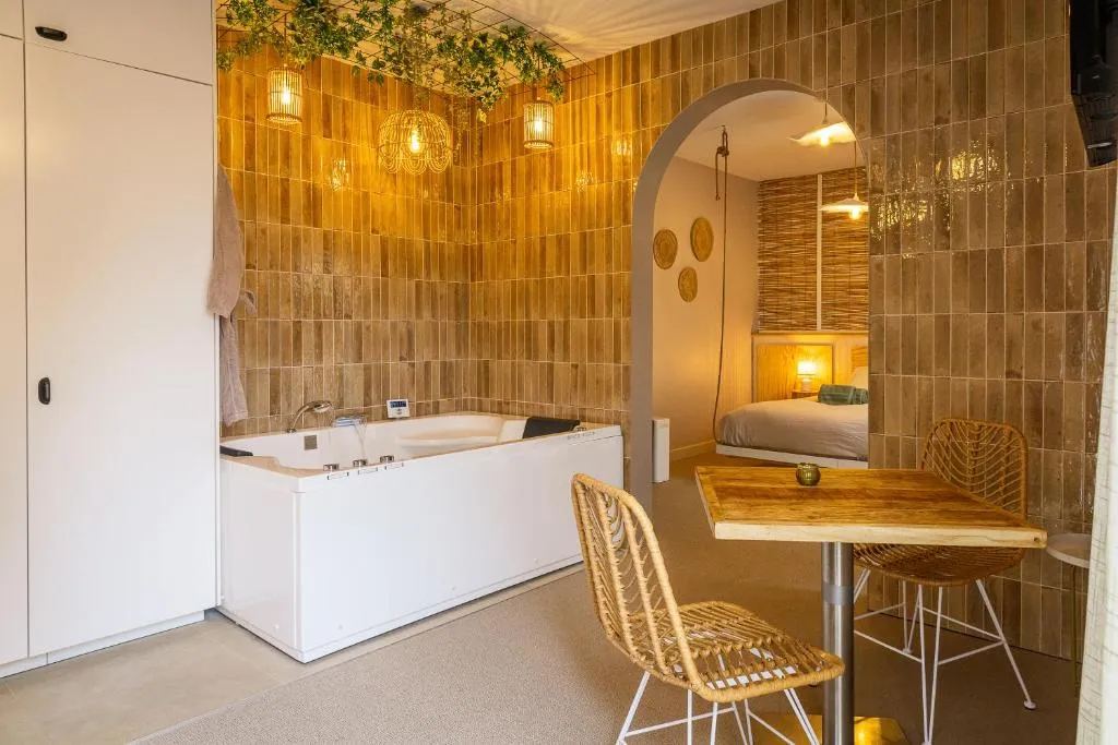 Suite Balinaise de Brech, gîte avec spa à Brech - photo 3 sur 12