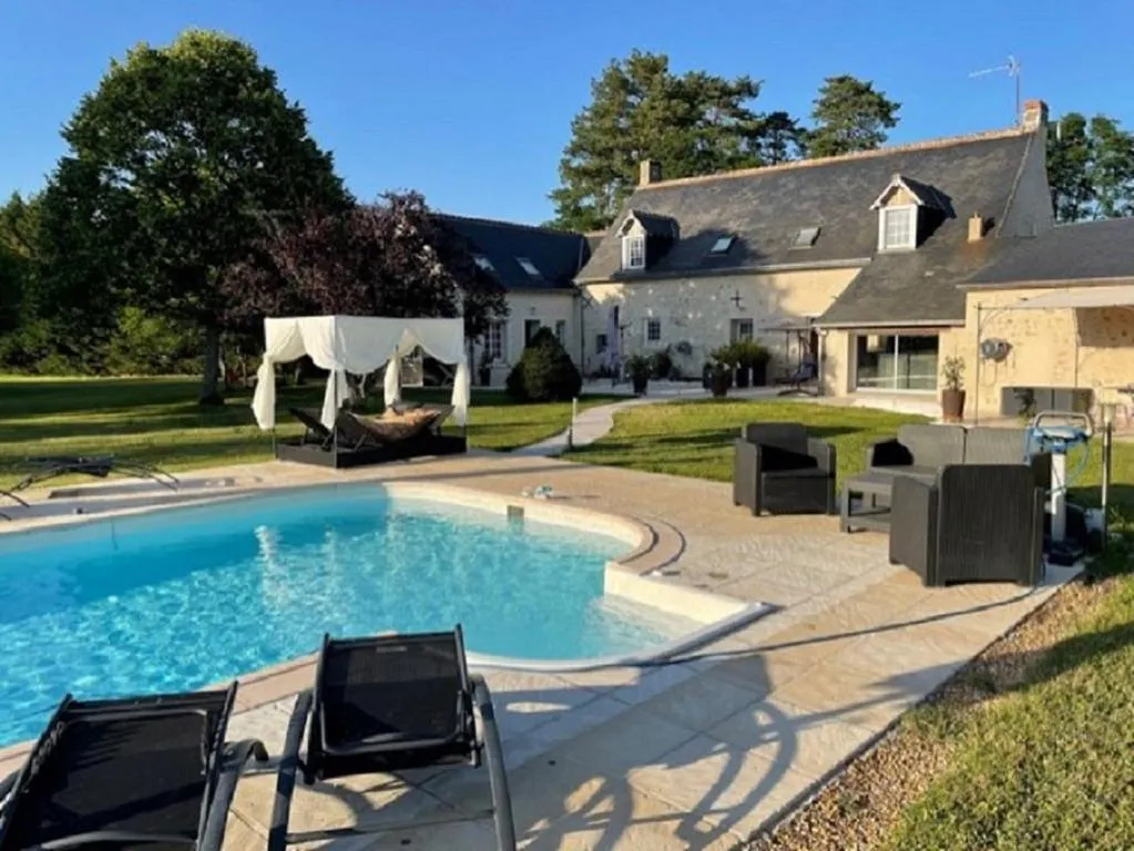 Suite bien-être - Sauna, bain à remous et jardin (Cléré-les-Pins, Indre-et-Loire)
