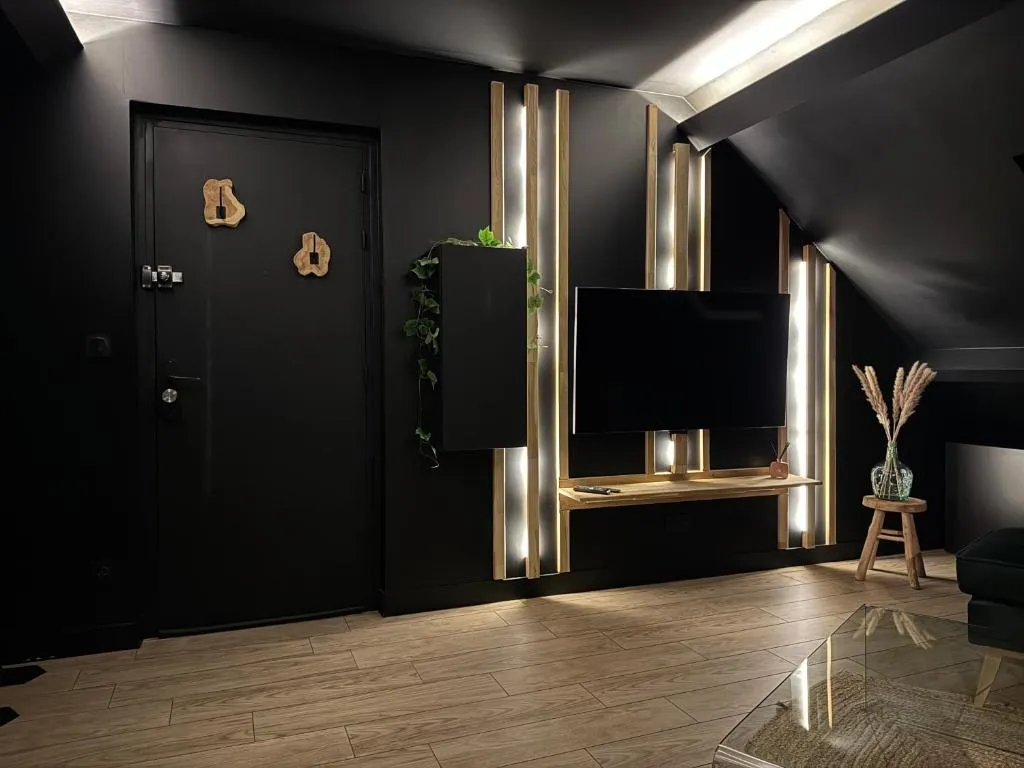 Suite chaleureuse de Pontault, gîte avec spa à Pontault-Combault - photo 3 sur 12