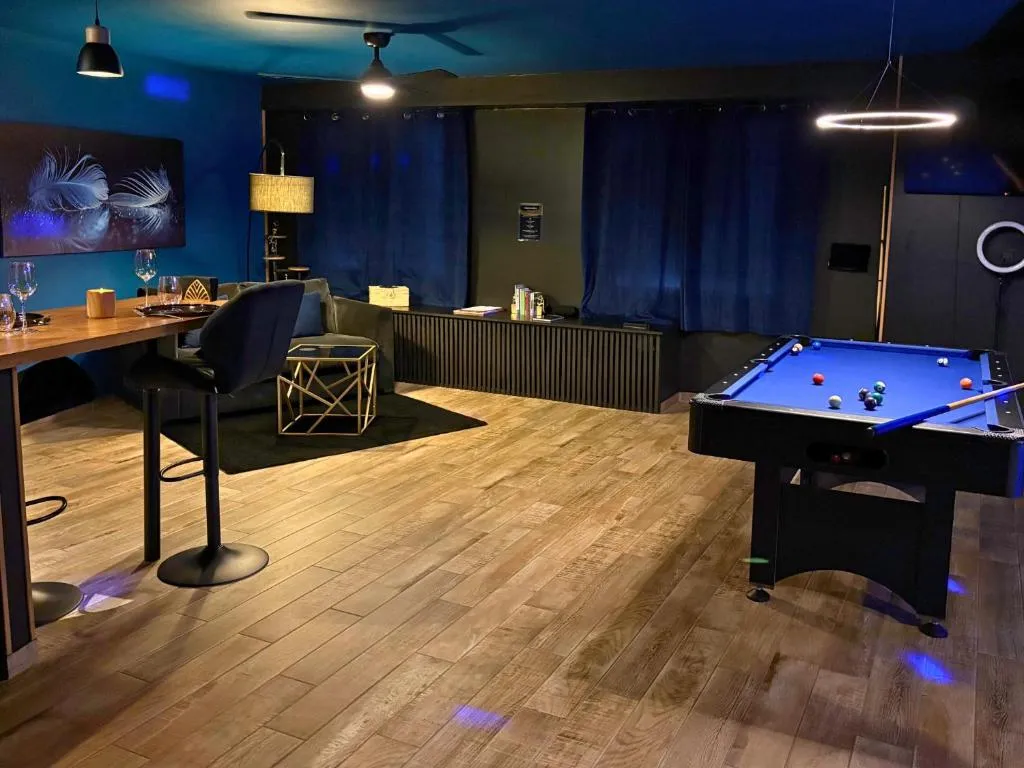 Suite Cléopâtre, gîte avec spa à Niort - photo 3 sur 10