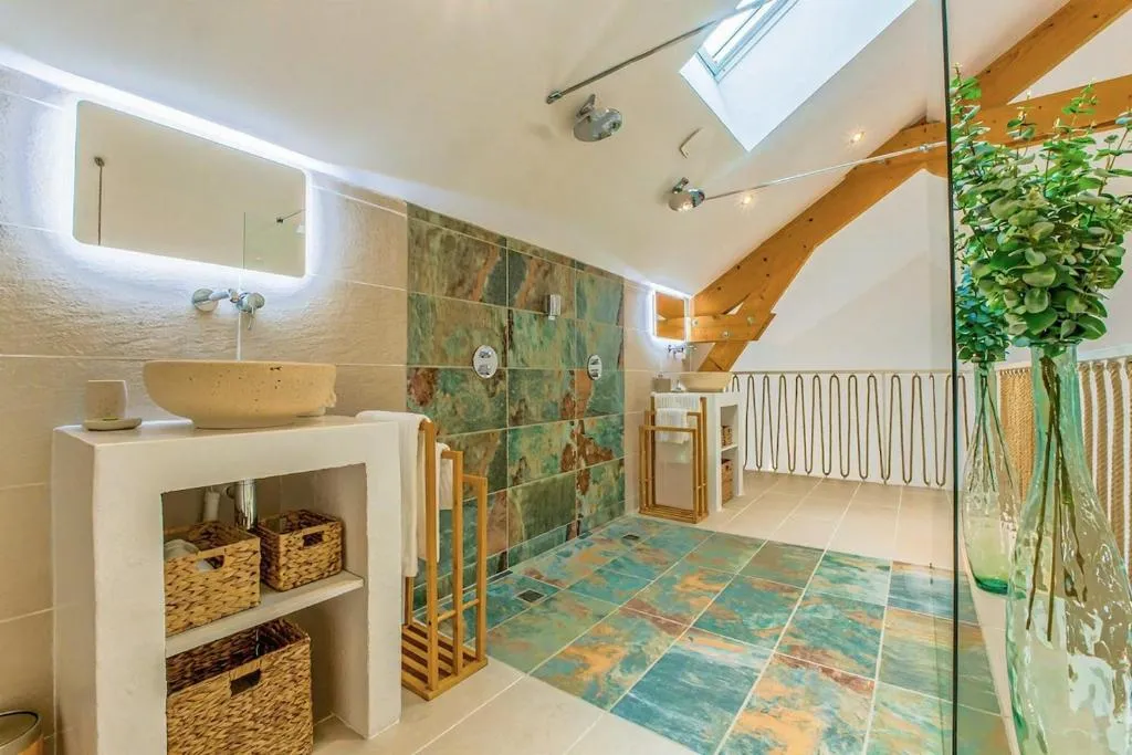 Suite Corse, gîte avec spa à Lavilletertre - photo 3 sur 12