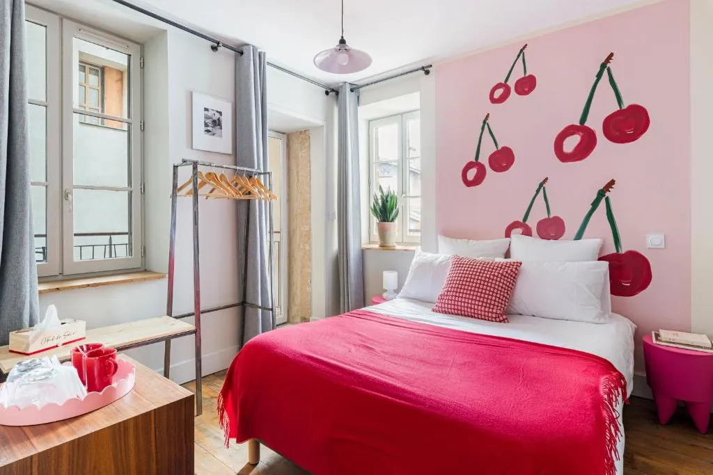 Suite de caractère deux chambres, gîte avec spa à Charlieu - photo 2 sur 12