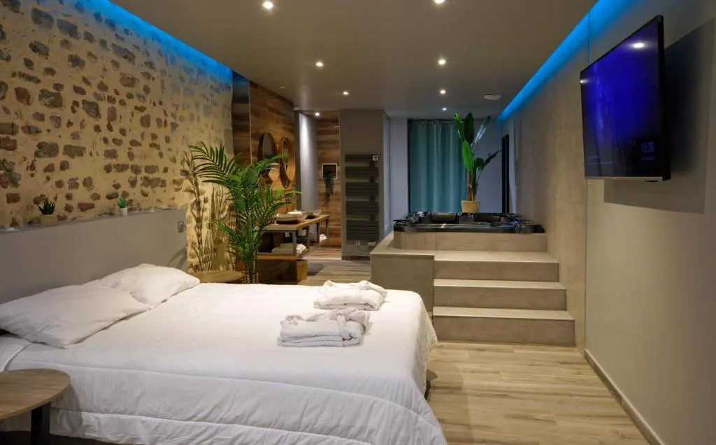 Suite Dolcevita Spa - Suite privative avec bain à remous à Besançon (Besançon, Doubs)