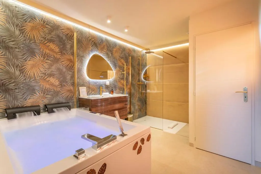 Suite Émeraude, gîte avec spa à Gémenos - photo 3 sur 12