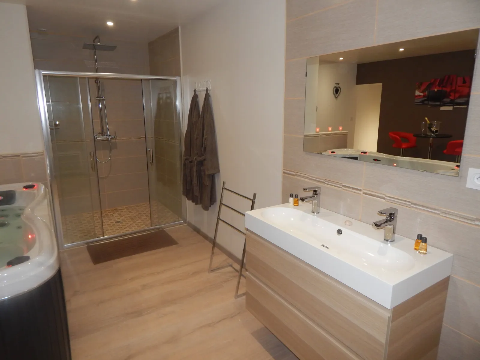 Suite Évasion de Bort, gîte avec spa à Bort-les-Orgues - photo 3 sur 6