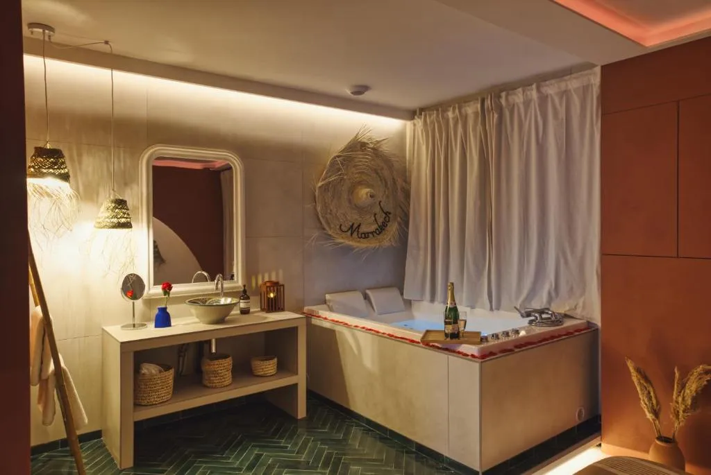 Suite hammam de Valbenoite, gîte avec spa à Saint-Étienne - photo 2 sur 12