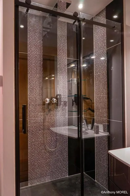 Suite Jacuzzi de Cabannes, gîte avec spa à Cabannes - photo 3 sur 12