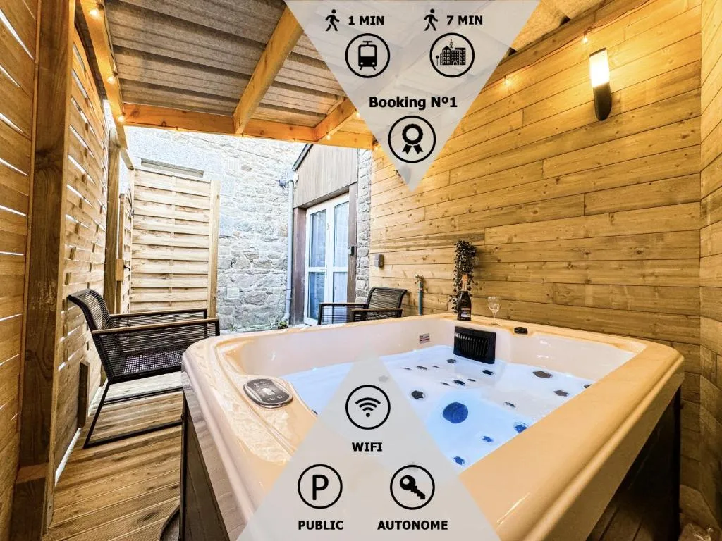 Suite Jacuzzi de la Gare de Guingamp - Jacuzzi privatif chauffé et terrasse (Guingamp, Côtes-d'Armor)