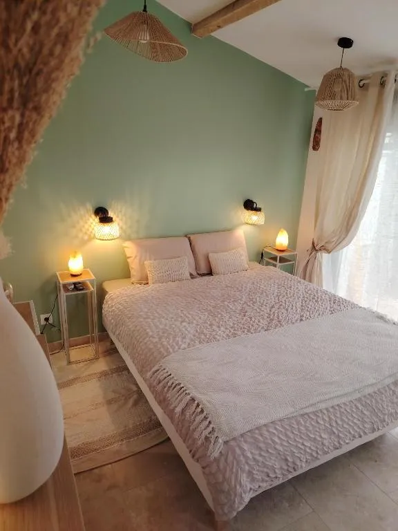 Suite jacuzzi privatif de Piolenc, gîte avec spa à Piolenc - photo 2 sur 12