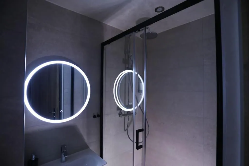 Suite Jacuzzi Zénith, gîte avec spa à Strasbourg - photo 3 sur 9