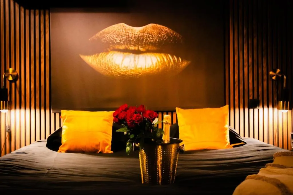 Suite L'Aphrodite, love room à Homécourt - photo 2 sur 12