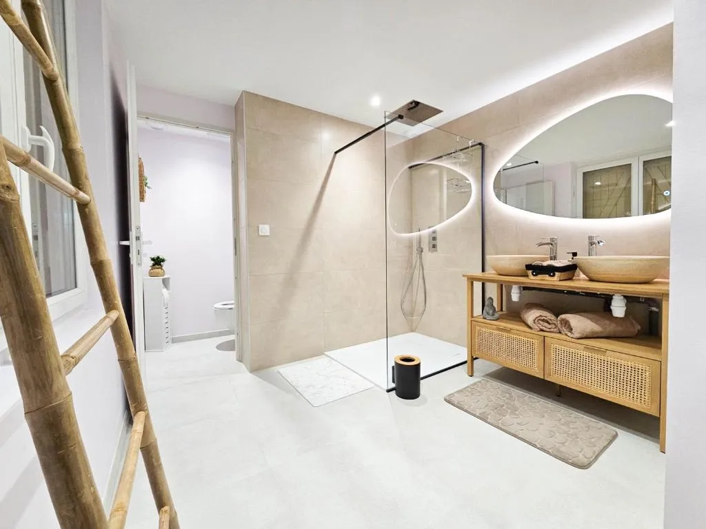 Suite Le Saona, gîte avec spa à Bourg-en-Bresse - photo 3 sur 11