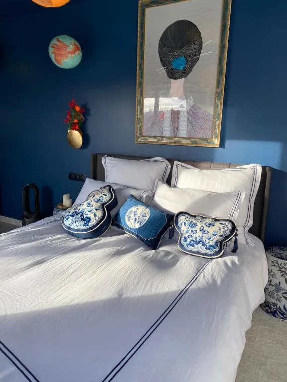 Suite Li Li et Rose avec balcon, gîte avec spa à Nantes - photo 2 sur 12