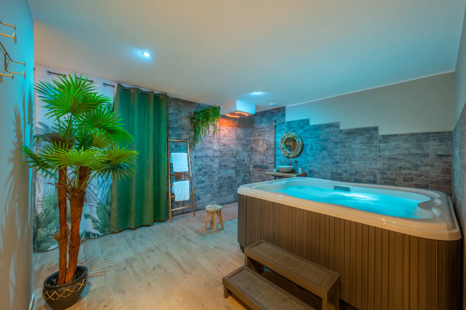 Suite Lost Paradise - Suite avec spa, sauna et douche sensorielle (Zuydcoote, Nord)