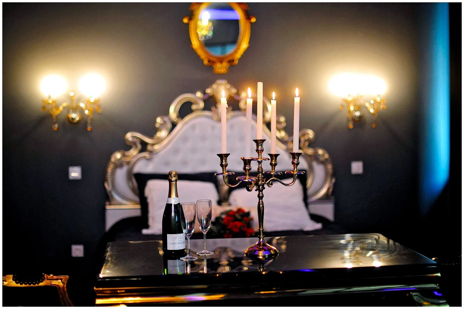 La suite MAJESTUEUSE, SPA XXL, CHEMINÉE LUXE, 5 min du centre, gîte spa à Bourgoin-Jallieu - photo 3 sur 12