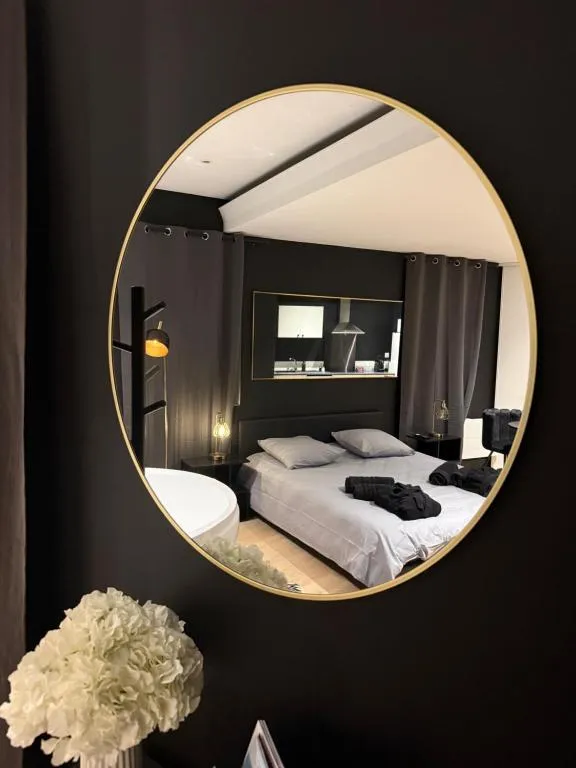 Suite Miroir de Châlons, gîte avec spa à Châlons-en-Champagne - photo 3 sur 12