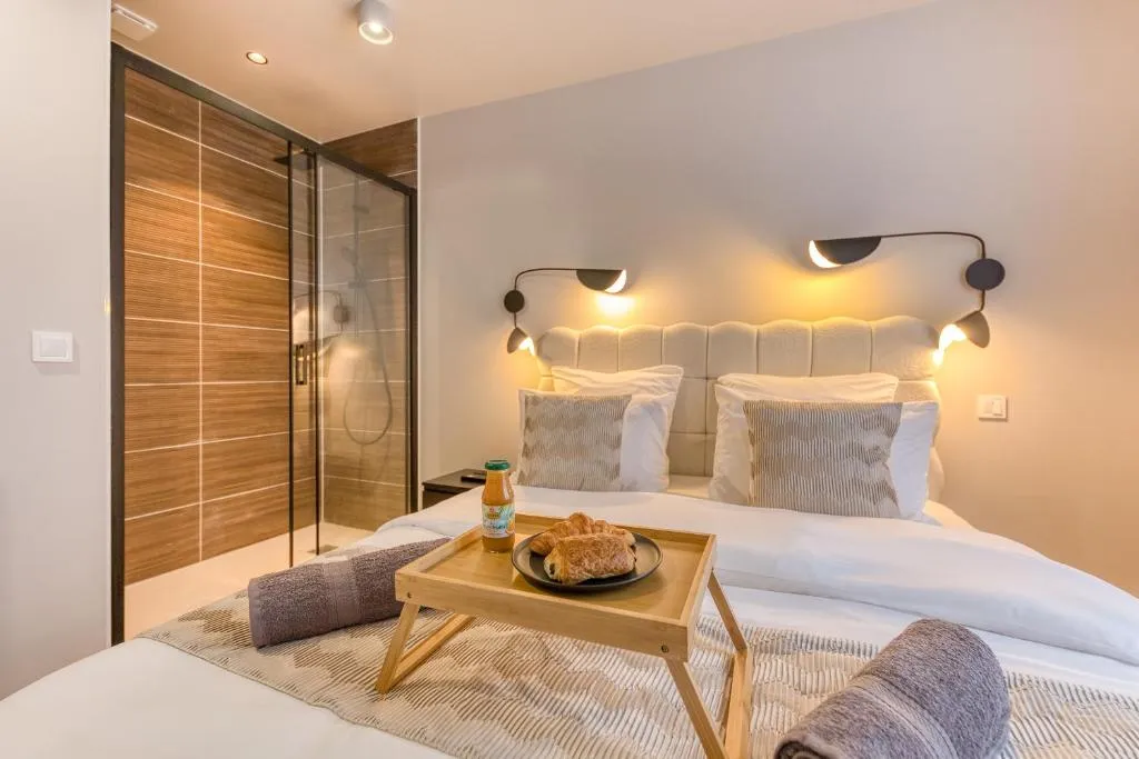 Suite New York Spa et Cinéma, gîte avec spa à Bezons - photo 2 sur 12