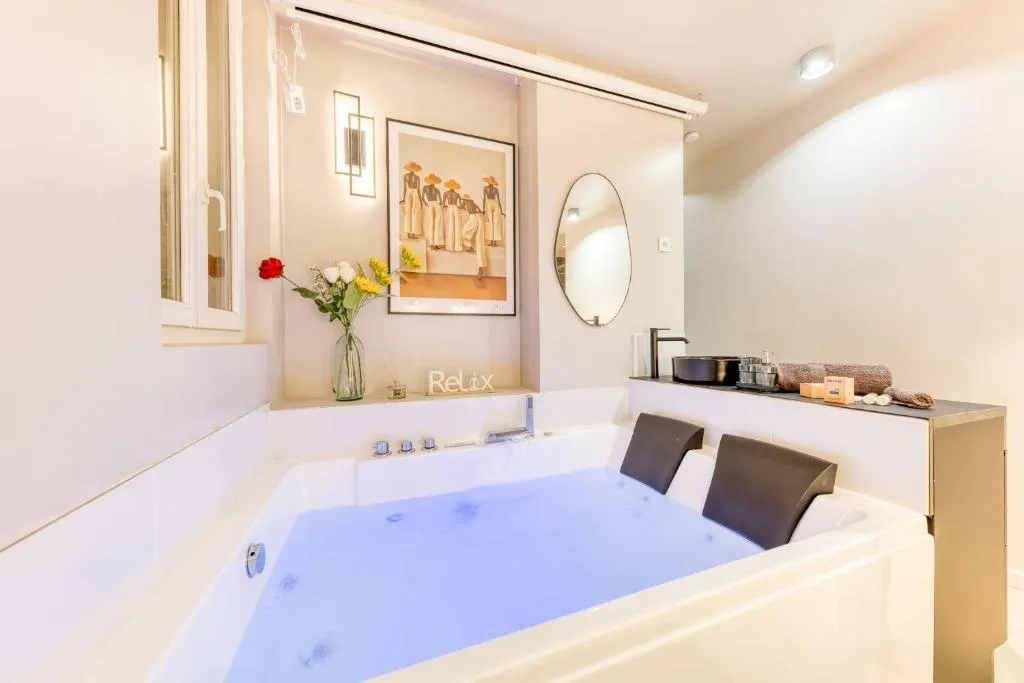 Suite New York Spa et Cinéma, gîte avec spa à Bezons - photo 3 sur 12