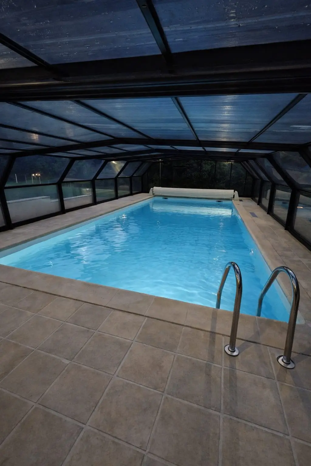 Suite Prestige Spa & Piscine Privée, love room à Blennes - photo 3 sur 10